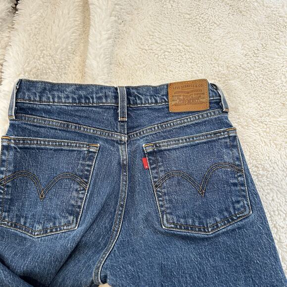 Levis Jeans Womens 24 Blue Wedgie Straight Raw Hem Mid Rise Denim Stretch Frayed - Picture 3 of 8